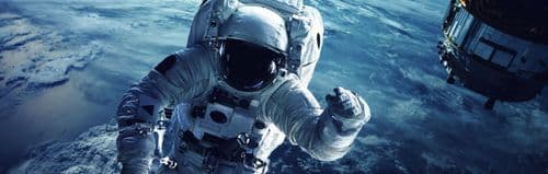 small_astronaut_outer_space_19ad4ee6b1.jpg